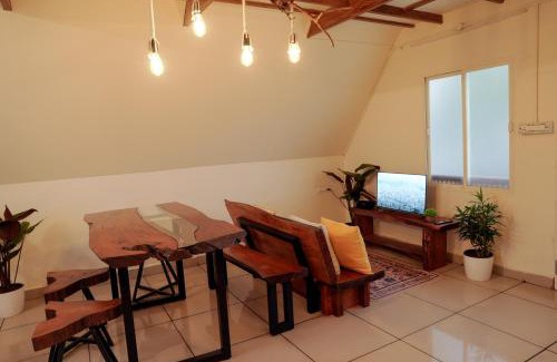 Elappara House | Tapovana - Hillside Retreat