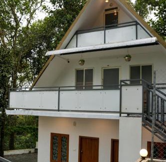 Elappara House | Tapovana - Hillside Retreat