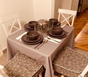 Debrecen Apartment | Tar Pizza La Casa