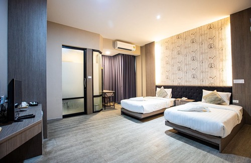 Rangsit Hotel | Tara Park Resotel