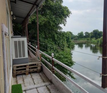 Maheshwar House | Tarangini Farmstay
