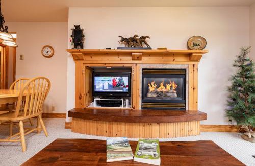 Driggs Apartment | Targhee Rentals 414 Teton Creek Resort Driggs ID