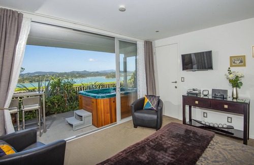 Paihia Cabin | Tarltons Lodge