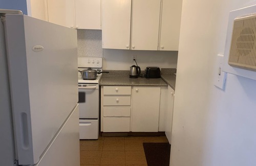 York University Heights Apartment | Taro's Lodge