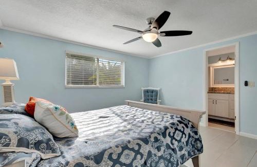 Tarpon Springs House | Tarpon Springs Family Vacation 5 mins to beach