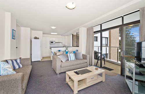 Port Macquarie Apartment | Tasman Towers 9 - In The Heart Of Town With A Pool