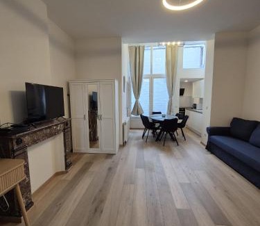 Chatelain Apartment | Tasson Snel apartment center of Brussels