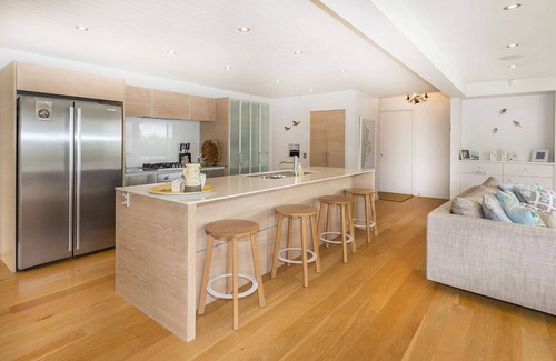 Omaha House | Tasteful on Te Mauri
