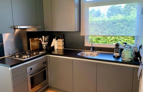 Sint Maartensvlotbrug House | Tastefully furnished, detached 4-person bungalow on a generous plot on the popular Eureka bungalow park near the beach, sea, dunes and woods. Free WiFi, washing machine.