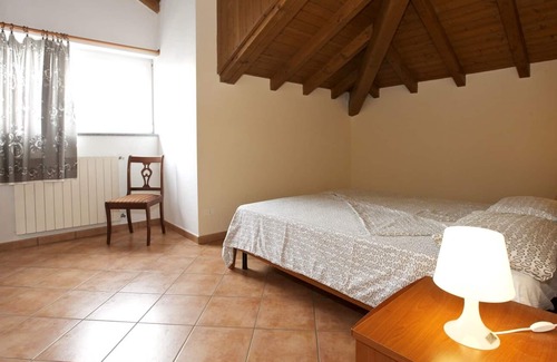 Tronzano Lago Maggiore Apartment | Tastefully furnished 3-room apartment with sea garden and beach