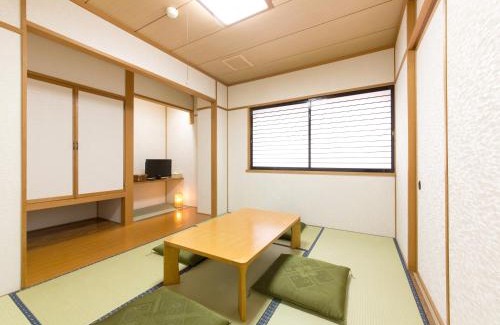 Nakaniikawa-gun House | Tateyama Kurobe Alpine Route Senjuso 立山黒部アルペンルート千寿荘
