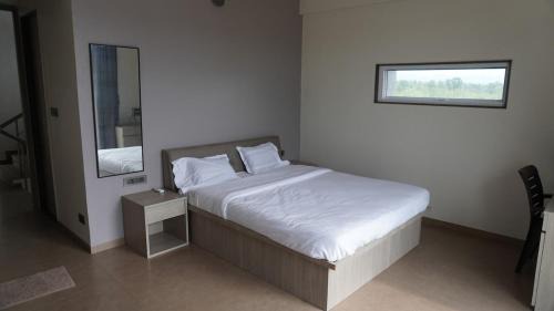 Neral Villa | Tathastu Farm Stay