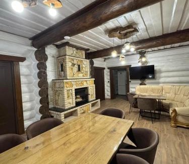 Yablunytsya Apartment | Tatova Hata