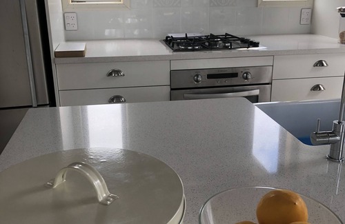 Kaeo House | Tauranga Bay. Twin Pahootz. 58C Tauranga Bay Beach Road, Kaeo, NORTHLAND