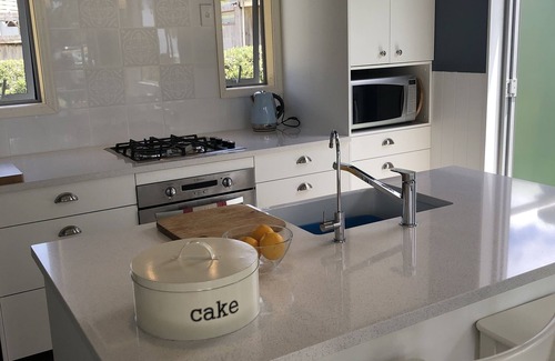 Kaeo House | Tauranga Bay. Twin Pahootz. 58C Tauranga Bay Beach Road, Kaeo, NORTHLAND
