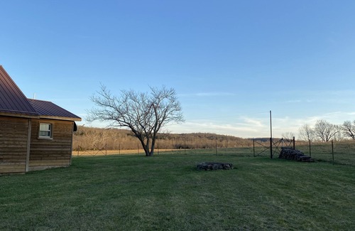 Pulaski County Cabin | Tavern Creek Cabin