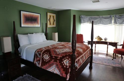 Somers Point Hotel | Tavern on the Bay Hotel - Nucky Johnson Suite