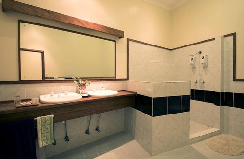 Alotau Resort | Tawali Resort