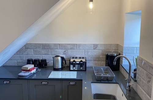 Portinscale Cottage | Tawny Cottage - a cottage that sleeps 4 guests in 2 bedrooms