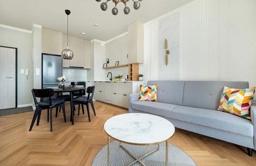 Ursus Apartment | Taylora 4 | Air Conditioned Apartment | Parking