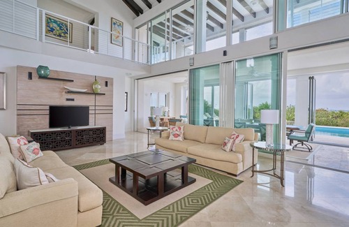 Blue Mountain Villa | 28 m² Villa ∙ 5 bedrooms ∙ 10 guests