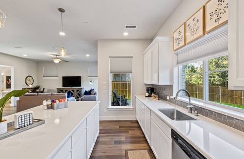 Castle Hills House | TCH - 3BR/2.5BA Home in Lewisville - V