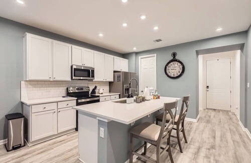 Jarrell House | TCH - 4bd/2ba home in Jarrell with Fenced Pet Area