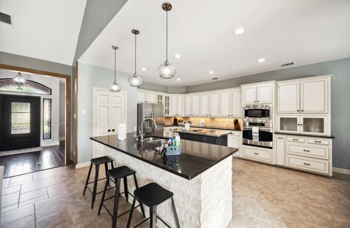 Keller House | TCH - Beautiful large 4bd in Keller with Office and Yard