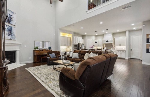 Allen House | TCH - Cozy 3bd/2.5ba in Allen with Workspace