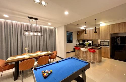 Kuantan House | TcVila2 5BR 17PAX NearTC DinosaurLand, PoolTable
