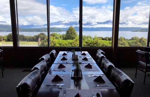 Manapouri Hotel | Te Anau Manapouri Lake Hotel