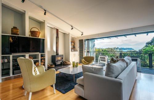 Onetangi House | Te Kereru, Onetangi
