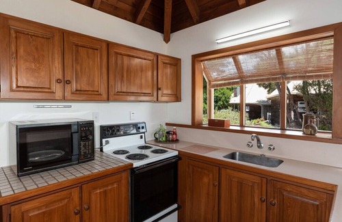 Russell House | Te Maiki Escape - Russell Holiday Home