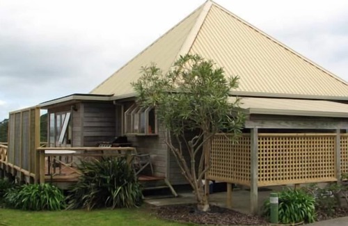 Russell House | Te Maiki Villa 8 - Russell