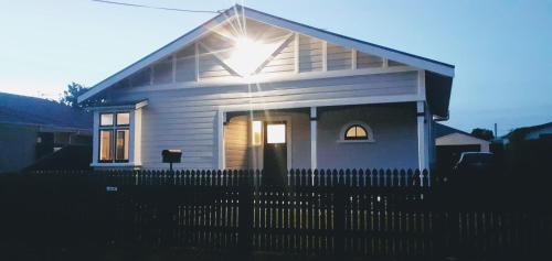 Blenheim House | Te Waiharakeke Holiday Home