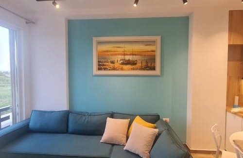 Ishem Apartment | Teal Apartment