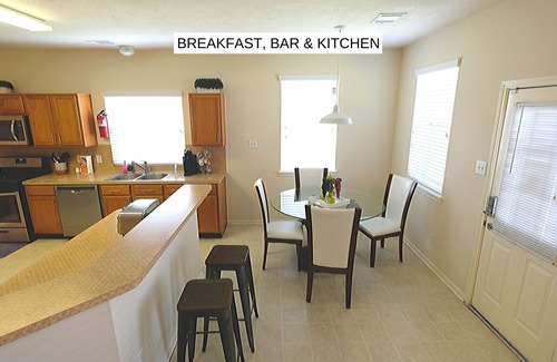 Fresno House | Teal Run · Fresno, Hou❤️Sugarland, Richmond, 5BR, 10 Beds