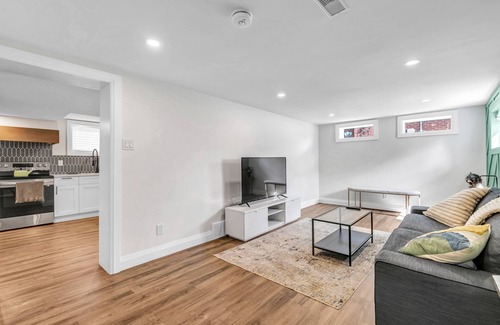 Rosemount House | Teal Treasure - Two Bedroom