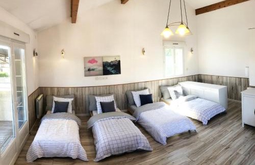 Clermont-Ferrand Apartment | Team House - 8 lits