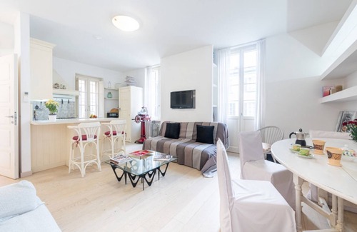 Parma City Centre Apartment | Teatro Regio Exclusive Apartment