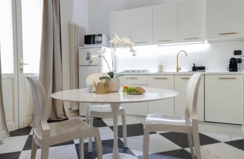 Rimini Historic Center Apartment | TEATRUM LOFT Teatro Galli -Jacuzzi in camera