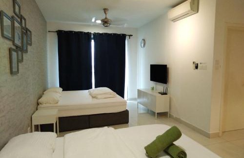 Nusajaya House | Teega Suite - 5 mins from Legoland