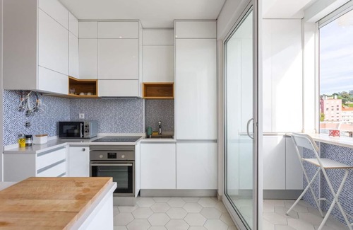 Linda-a-Velha Apartment | Tejo River View Apartment nearby Belém