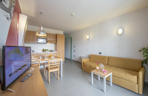 Sestriere Apartment | Teleo 104 Ski In - Ski Out 50m, Sestriere, Italy