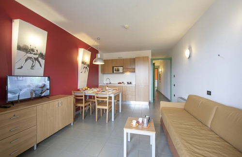 Sestriere Apartment | Teleo 115 Ski In - Ski Out 50m, Sestriere, Italy