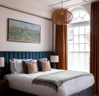 Farnham Hotel | Teller's Arms