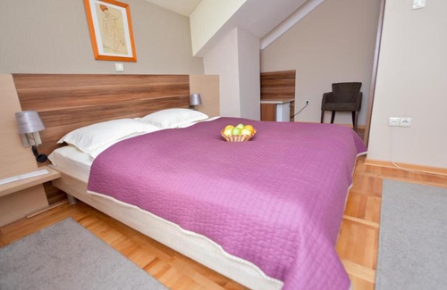 Cacak Bed & Breakfast | Tema apartments & rooms