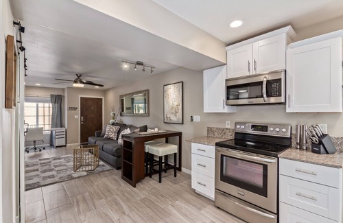 Sunset House | Tempe AZ Getaway