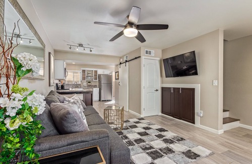 Sunset House | Tempe AZ Getaway