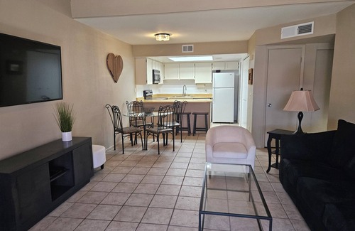Tempe Condo | Tempe Condo Near Old Town Scottsdale, ASU, Chandler, Mesa, Cubs Spring Training!